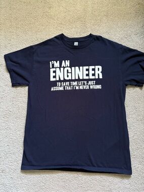 Gildan Navy Short-Sleeve 'I'm An Engineer' Graphic Tee